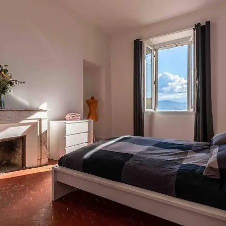 Ajaccien Familial * Αζάτσιο